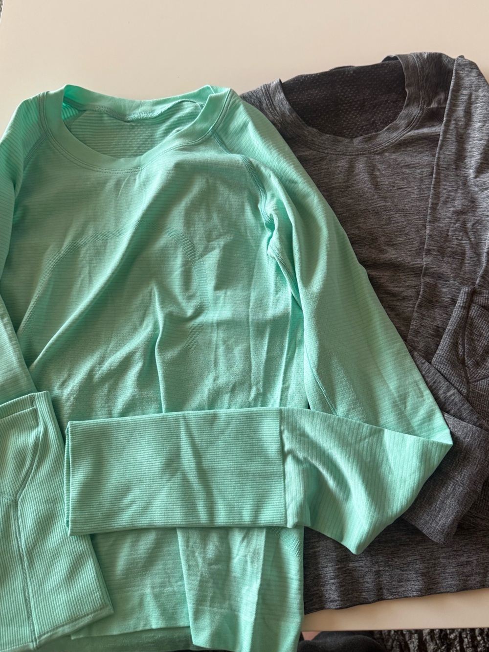 Lululemon Bundle Swiftly Tech Long Sleeve Size 2 Race Length